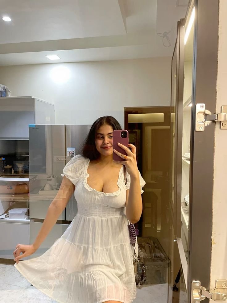 Lola Rivera